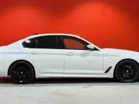Gebraucht BMW 530 M Sport 265 PS (194 kW) 2017 Weiß Limousine