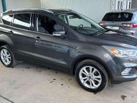 Gebraucht Ford Kuga Titanium 150 PS (110 kW) 2017 Grau SUV