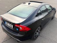 Gebraucht Volvo S60 367 PS (269 kW) 2017 Schwarz Limousine