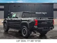Gebraucht Toyota Tacoma T1 277 PS (203 kW) 2024 Schwarz Pickup
