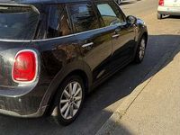 Gebraucht Mini Cooper 136 PS (100 kW) 2017 Schwarz Kleinwagen