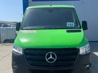 Gebraucht Mercedes Sprinter 170 PS (125 kW) 2021 Grün Van