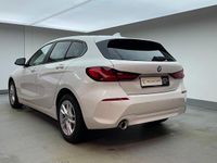 Gebraucht BMW 118 Advantage 136 PS (100 kW) 2024 Alpinweiß uni Kleinwagen