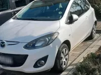 Occasion Mazda 2 75 ch (55 kW) 2011 Blanc Citadine