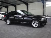Gebraucht BMW 318 Advantage 150 PS (110 kW) 2019 Schwarz Limousine
