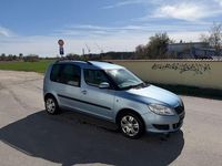 Gebraucht Skoda Roomster Plus Edition 86 PS (63 kW) 2013 Blau Van / Kleinbus