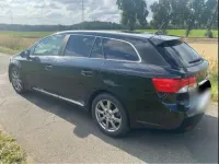 Gebraucht Toyota Avensis 125 PS (91 kW) 2012 Schwarz Kombi