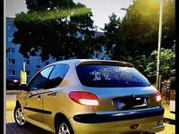 Gebraucht Peugeot 206 55 PS (40 kW) 2002 Gold Kleinwagen