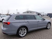 Gebraucht VW Passat Business 200 PS (147 kW) 2022 Schwarz Kombi