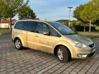 Używany Ford Galaxy 140 KM (102 kW) 2006 Złoty Minivan