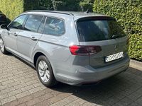 Gebraucht VW Passat Conceptline 122 PS (89 kW) 2022 Grau Kombi