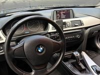 Gebraucht BMW 316 116 PS (85 kW) 2013 Schwarz Kombi
