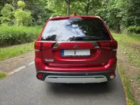 Gebraucht Mitsubishi Outlander 150 PS (110 kW) 2020 Rot SUV