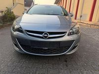 Gebraucht Opel Astra Active 131 PS (96 kW) 2013 Silber Kombi