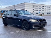 Gebraucht BMW 318 143 PS (105 kW) 2009 Blau Kombi