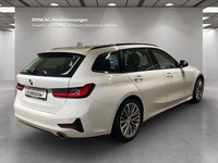 Gebraucht BMW 320 Sport Line 184 PS (135 kW) 2021 Weiß Limousine