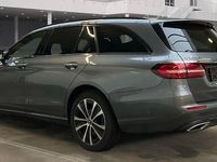 Gebraucht Mercedes E300 Avantgarde 194 PS (142 kW) 2022 Grau Limousine