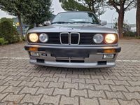 Gebraucht BMW 325 Performance 171 PS (125 kW) 1987 Silber Coupé