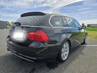 Second-hand BMW 330 245 CP (180 kW) 2011 Negru Break