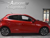Gebraucht Mazda 2 Nakama 90 PS (66 kW) 2016 Rot Kleinwagen
