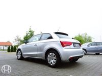 Gebraucht Audi A1 Attraction 86 PS (63 kW) 2011 Silber metallic Kleinwagen