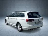 Gebraucht VW Passat Business 150 PS (110 kW) 2023 Gletscherweiß metallic Kombi
