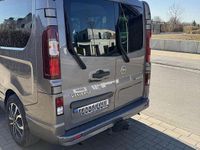 Gebraucht Opel Vivaro 125 PS (91 kW) 2018 Grau Van / Kleinbus