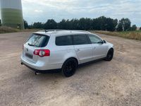 Gebraucht VW Passat 250 PS (183 kW) 2007 Silber Kombi