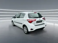 Gebraucht Toyota Yaris Comfort 111 PS (81 kW) 2019 Weiß Limousine