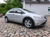 Gebraucht Honda Civic 100 PS (73 kW) 2011 Silber Limousine