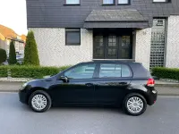 Gebraucht VW Golf VI 80 PS (58 kW) 2009 Schwarz Kleinwagen