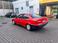 Gebraucht BMW 316 101 PS (74 kW) 1992 Rot Limousine