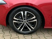 Gebraucht Mercedes A200 Progressive 150 PS (110 kW) 2024 Rot Limousine