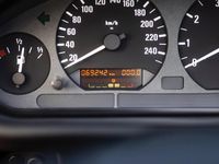 Gebraucht BMW Z3 116 PS (85 kW) 1997 Rot Cabrio