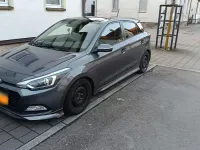 Second-hand Hyundai i20 Active 120 CP (88 kW) 2017 Albastru Hatchback