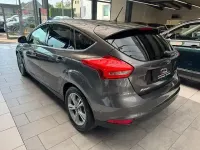 Gebraucht Ford Focus Titanium 125 PS (91 kW) 2016 Grau Limousine
