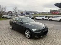 Gebraucht BMW 325 Sport Line 218 PS (160 kW) 2007 Grün Coupé