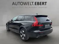 Gebraucht Volvo V60 CC Pro 250 PS (183 kW) 2021 Schwarz Kombi