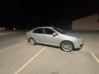 Gebraucht VW Jetta 122 PS (89 kW) 2009 Silber Limousine
