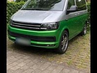 Usado VW Multivan Highline 174 CV (127 kW) 2005 Verde Monovolumen