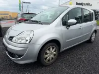 Używany Renault Modus 103 KM (75 kW) 2011 Srebrny Minivan