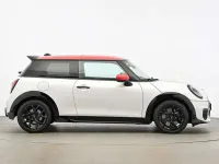 Gebraucht Mini John Cooper Works 156 PS (114 kW) 2024 Weiß Kleinwagen