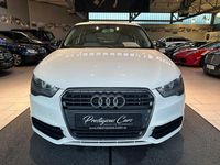 Gebraucht Audi A1 Attraction 105 PS (77 kW) 2011 Weiß Kleinwagen