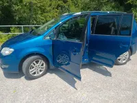 Gebraucht VW Touran Trendline 140 PS (102 kW) 2009 Blau Van / Kleinbus