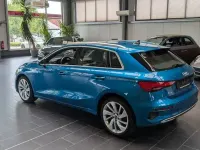 Gebraucht Audi A3 Advanced Plus 116 PS (85 kW) 2022 Blau Limousine