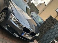 gebraucht BMW 318 F31 d 2014