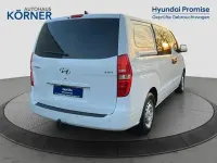Gebraucht Hyundai H-1 136 PS (100 kW) 2019 Weiss Van / Kleinbus