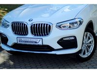 gebraucht BMW X4 xDrive 30i xLine/HUD/StHZG/AHK/Panorama/Navi