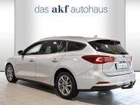 gebraucht Ford Focus Turnier 1.5 TDCi EcoBlue Aut. Titanium X-Sync 4 mi