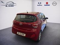 Gebraucht Hyundai i10 67 PS (49 kW) 2015 Rot Kleinwagen